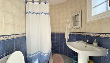 Resa estates ibiza for sale te koop villa huis zwembad san jose bathroom 1.jpeg